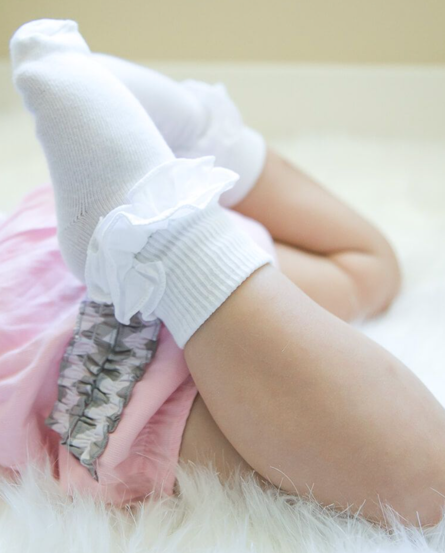 Jefferies Socks Misty Ruffle Lace Turn Cuff Socks 1 Pair