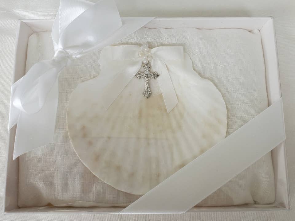 Baptismal Shell W/ Cry. Cross