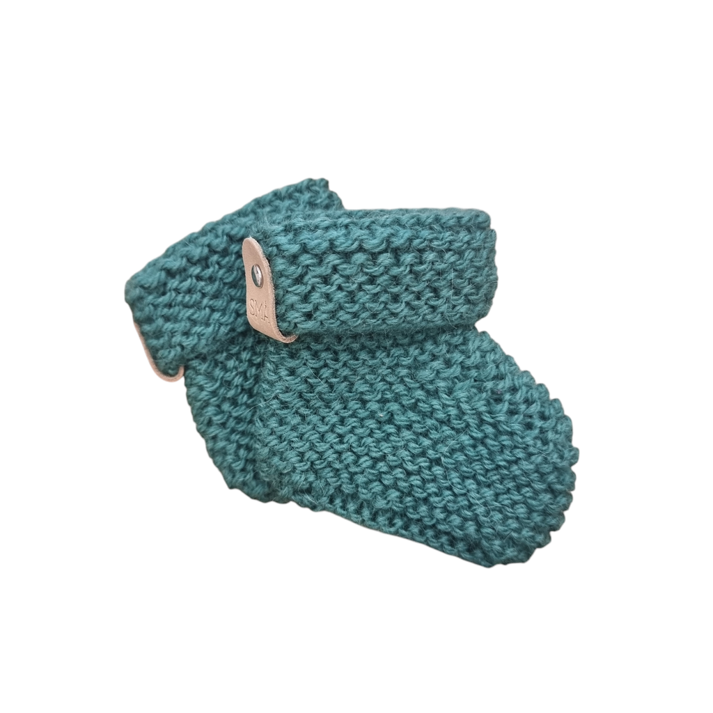 HANDKNITTED BABY SOCKS - GIFT BOX