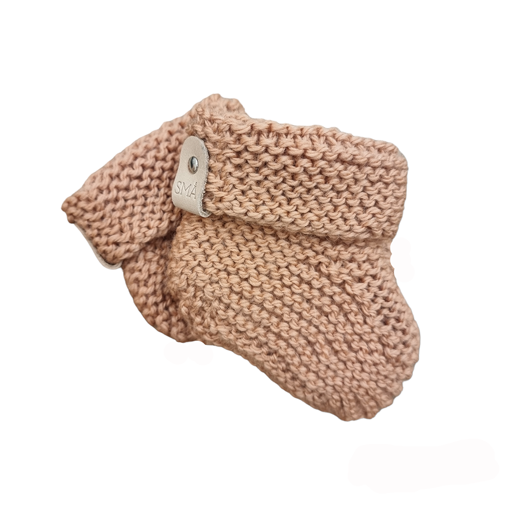 HANDKNITTED BABY SOCKS - GIFT BOX